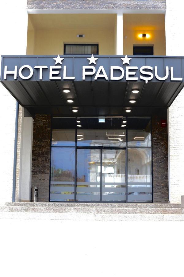 Hotel Padesul Faget  Экстерьер фото